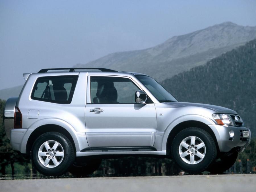  Mitsubishi Montero 3-Door 1999 года  (фото 19 из 21)